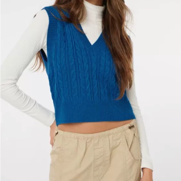 blue v-neck cable sweater vest - Picture 1 of 7